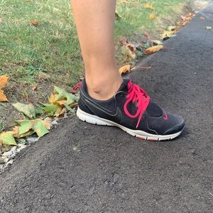 Nike training shoes W 8.0